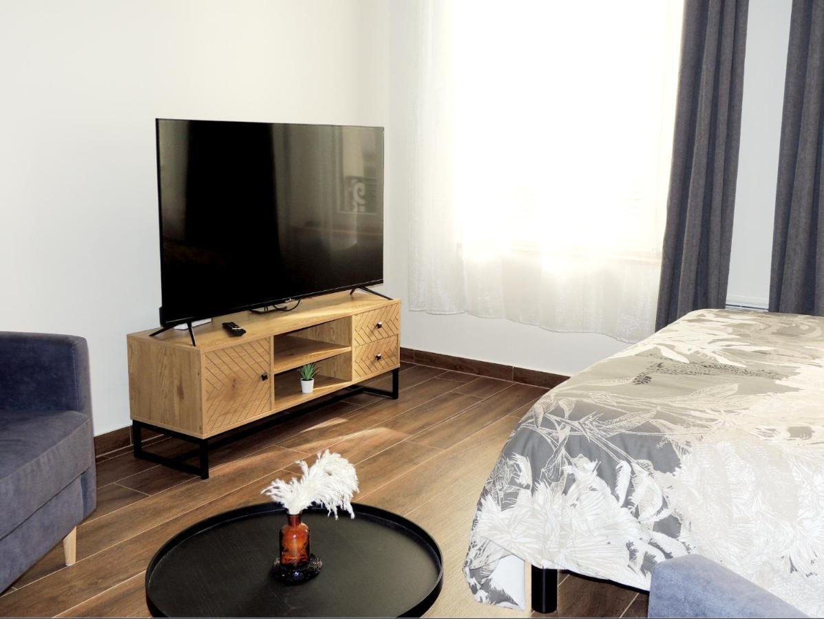 Studio Tout Confort A 2 Pas Du Chateau St Germain Saint-Germain-en-Laye Kültér fotó